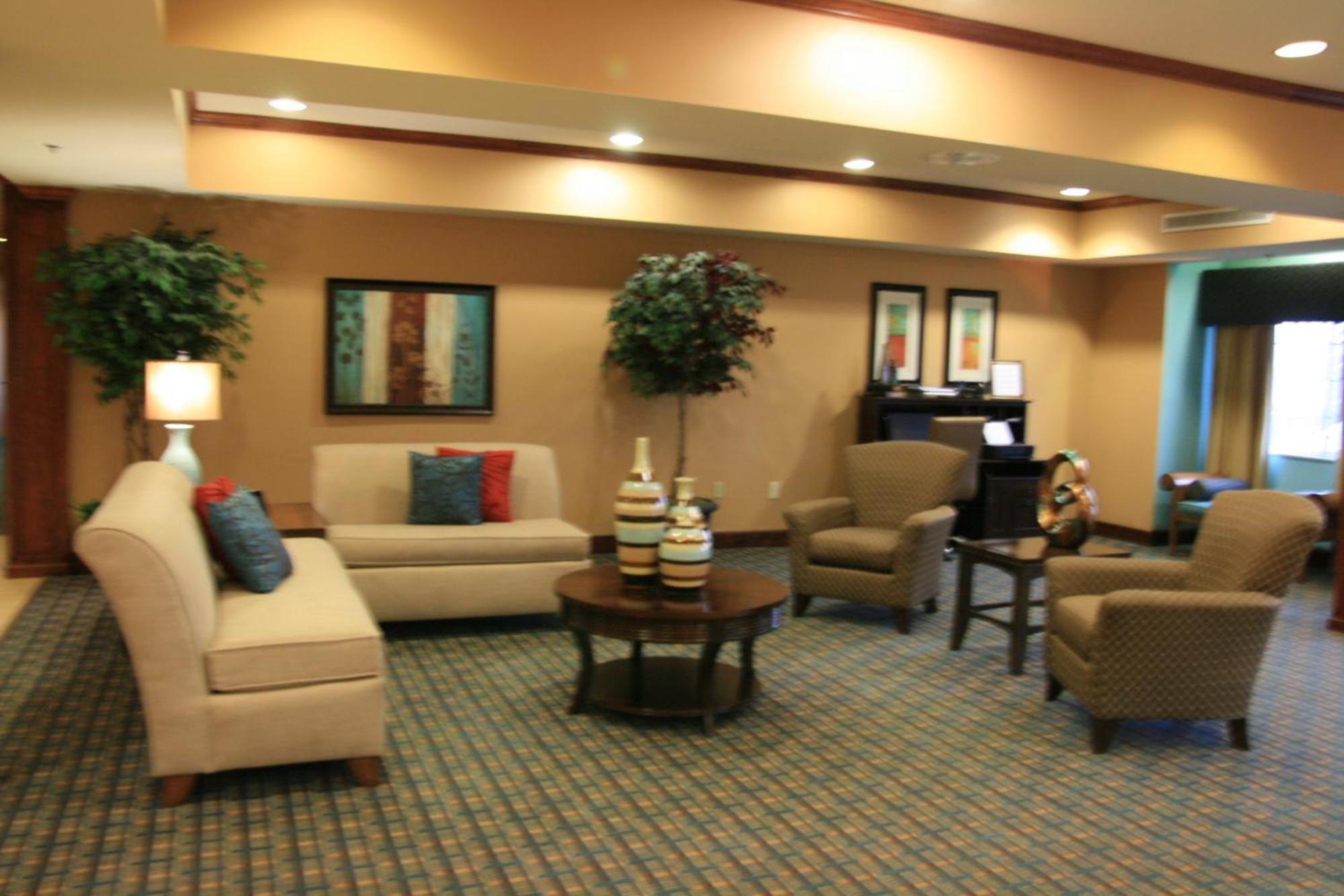Microtel Inn & Suites By Wyndham Starkville Exteriör bild