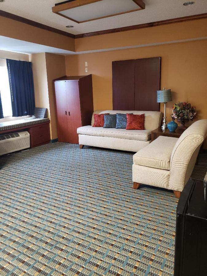 Microtel Inn & Suites By Wyndham Starkville Exteriör bild